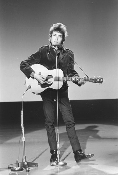 Bob Dylan has never been known for his singing abilities.
