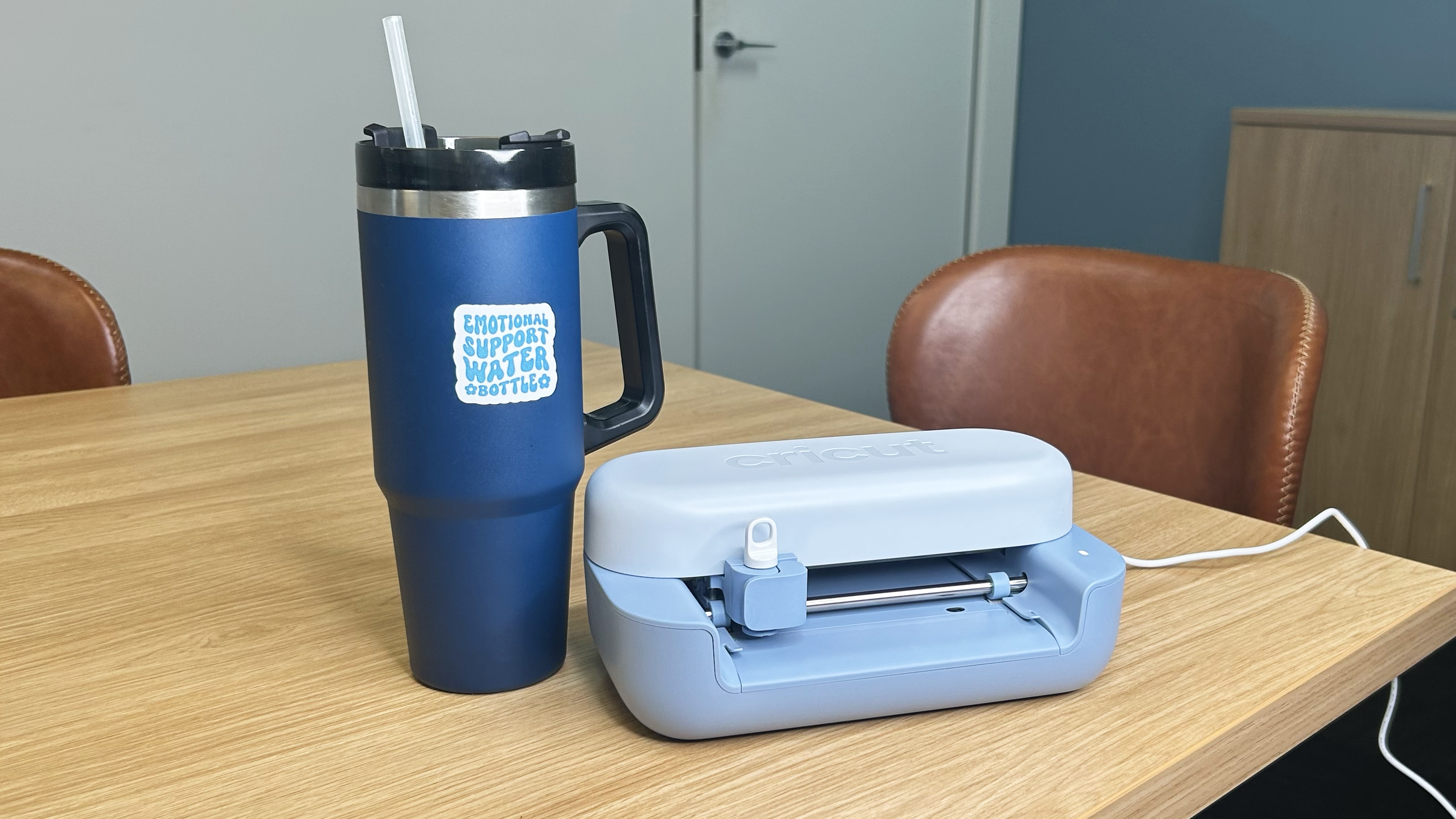 Cricut Joy 2 in use and product lifestyle