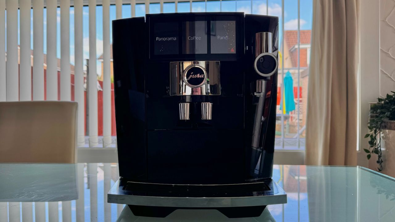 Jura J8 Twin review: an exceptional coffee maker for the most demanding ...