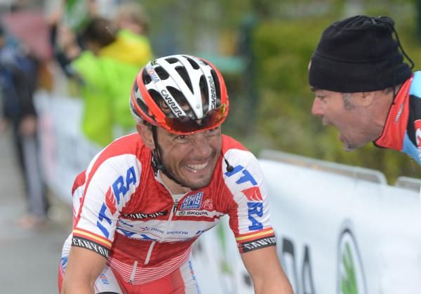 Joaquim Rodriguez Oliver (Katusha Team) moves back into the lead at the Giro