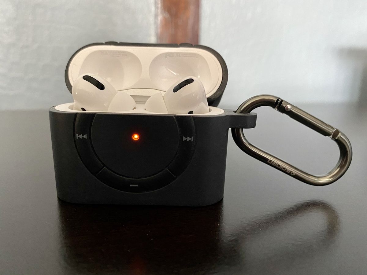 Spigen Classic Shuffle Open