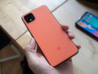 Pixel 4 XL so với OnePlus 7T