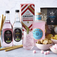 Ultimate Gin BoxEverything you need for the perfect gin and tonic, not to mention lots of delicious snacks. The ideal box for a night in with friends or a gift for any gin-lover.