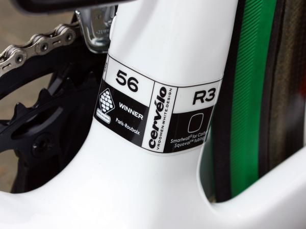 This sticker has been well earned with virtually identical bikes winning Paris-Roubaix on two occasions.