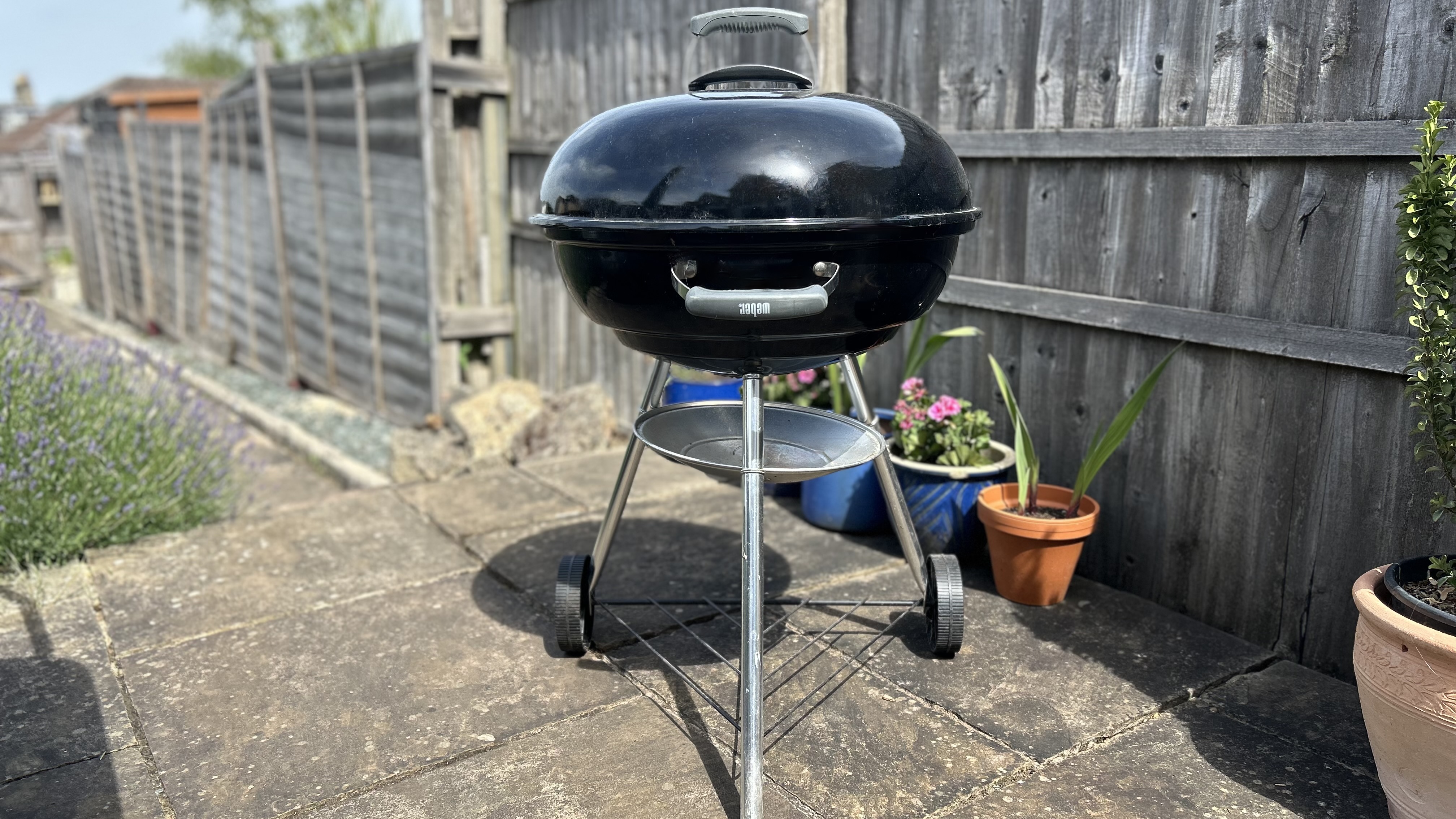 Weber Compact Kettle Charcoal Barbecue