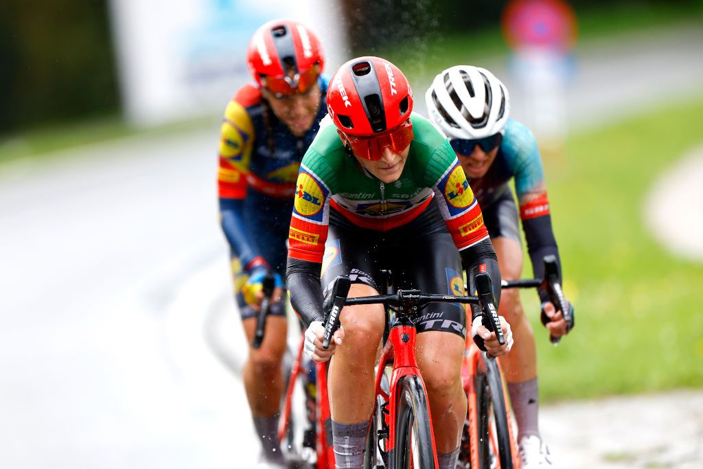 OUDENAARDE BELGIUM MARCH 31 Race winner Elisa Longo Borghini of Italy and Team Lidl Trek competes in the breakaway during the 21st Ronde van Vlaanderen Tour des Flandres 2024 Womens Elite a 163km one day race from Oudenaarde to Oudenaarde UCIWWT on March 31 2024 in Oudenaarde Belgium Photo by Rafa Gomez PoolGetty Images