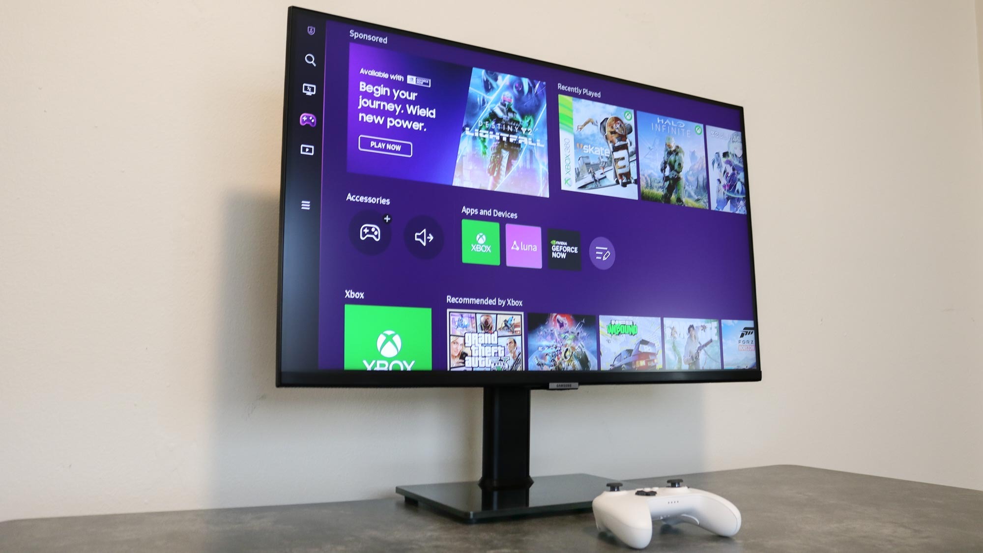 Samsung's 2021 smart TVs are getting Xbox Cloud Gaming and GeForce