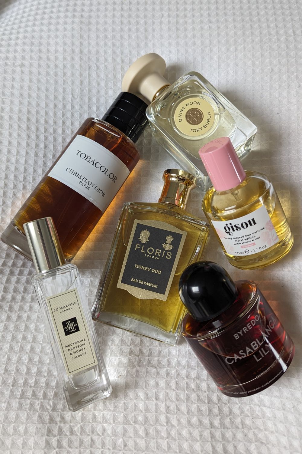 honey fragrances - bottles of honey perfumes