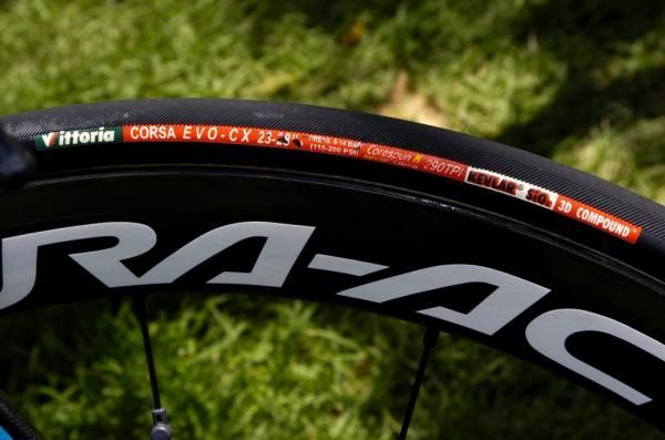 The rims might be prototypes, but the Vittoria Corsa EVO tubular tyres are proven winners.
