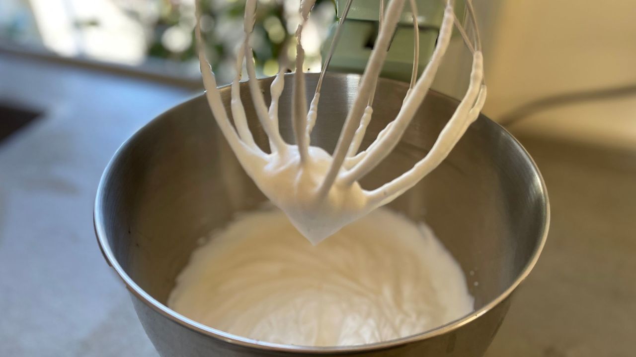 KitchenAid 4.8-litre Artisan Stand Mixer whipped cream