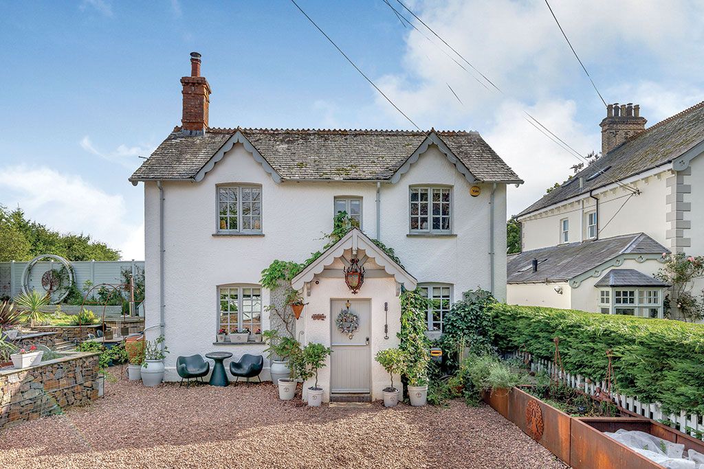 Nymet Lodge, Nymet Rowland, Crediton, Devon.