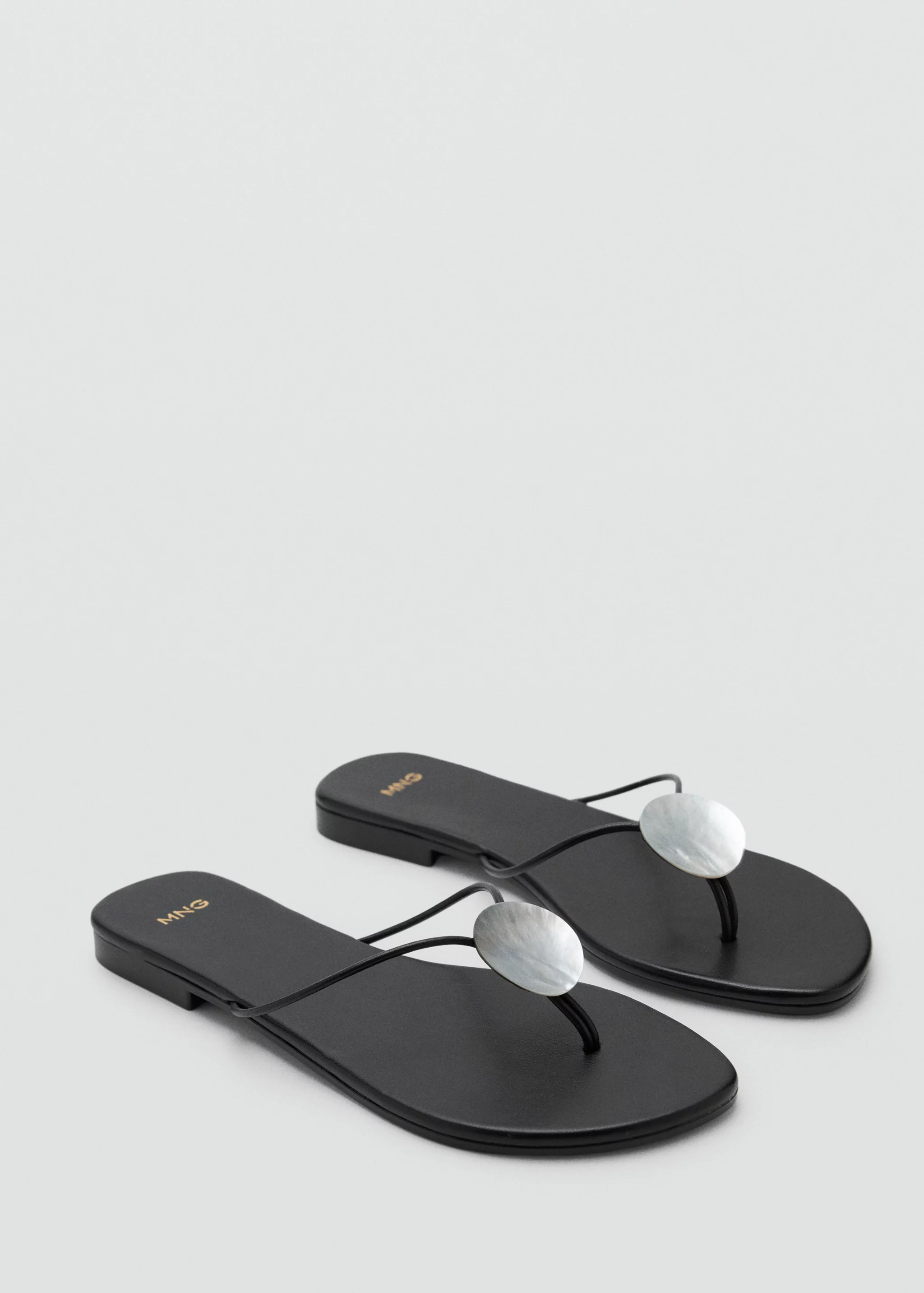 Leather Sandal With Shell Detail - Women | Mango United Kingdom