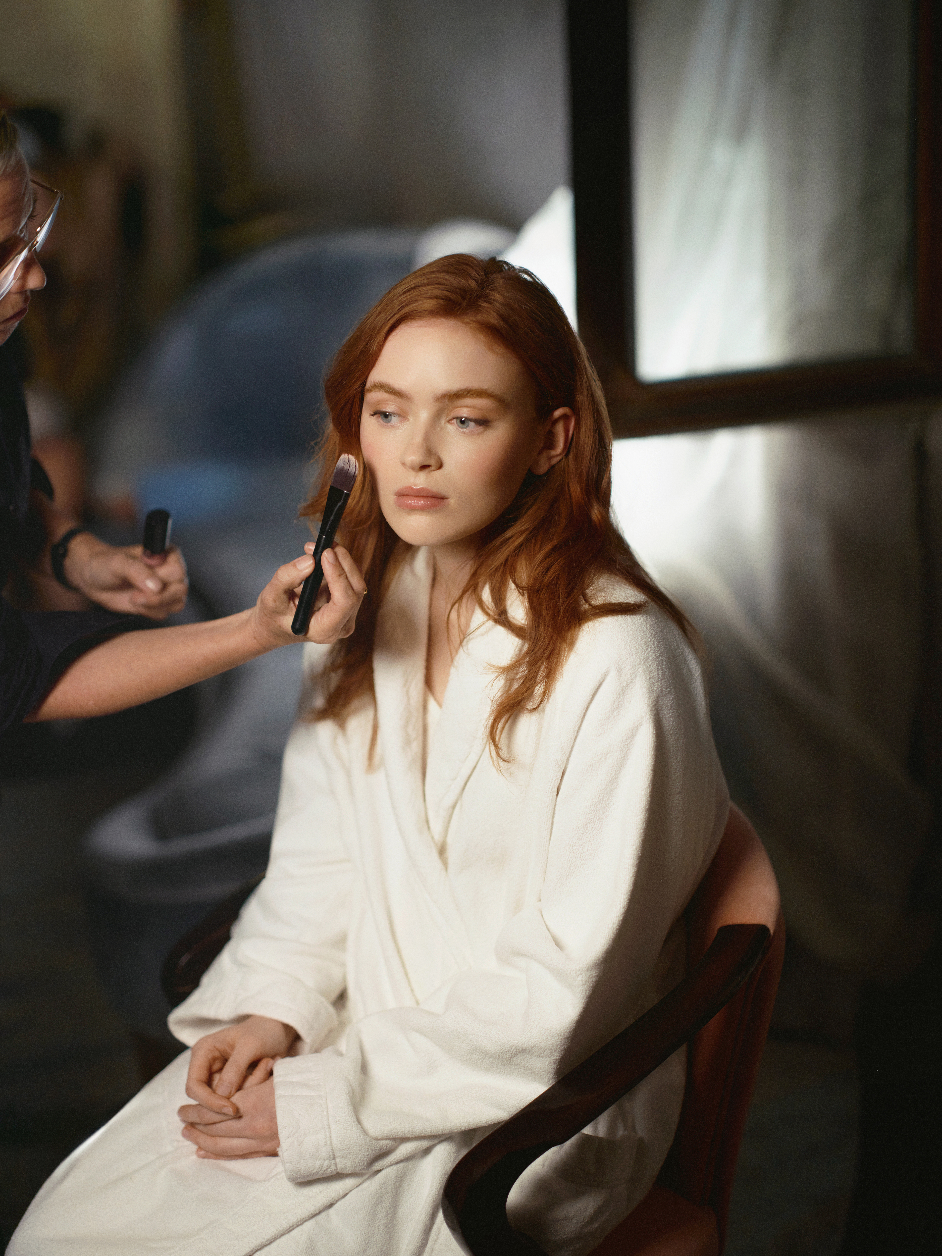 Sadie Sink in the makeup chair before her Venice Film Festival appearance
