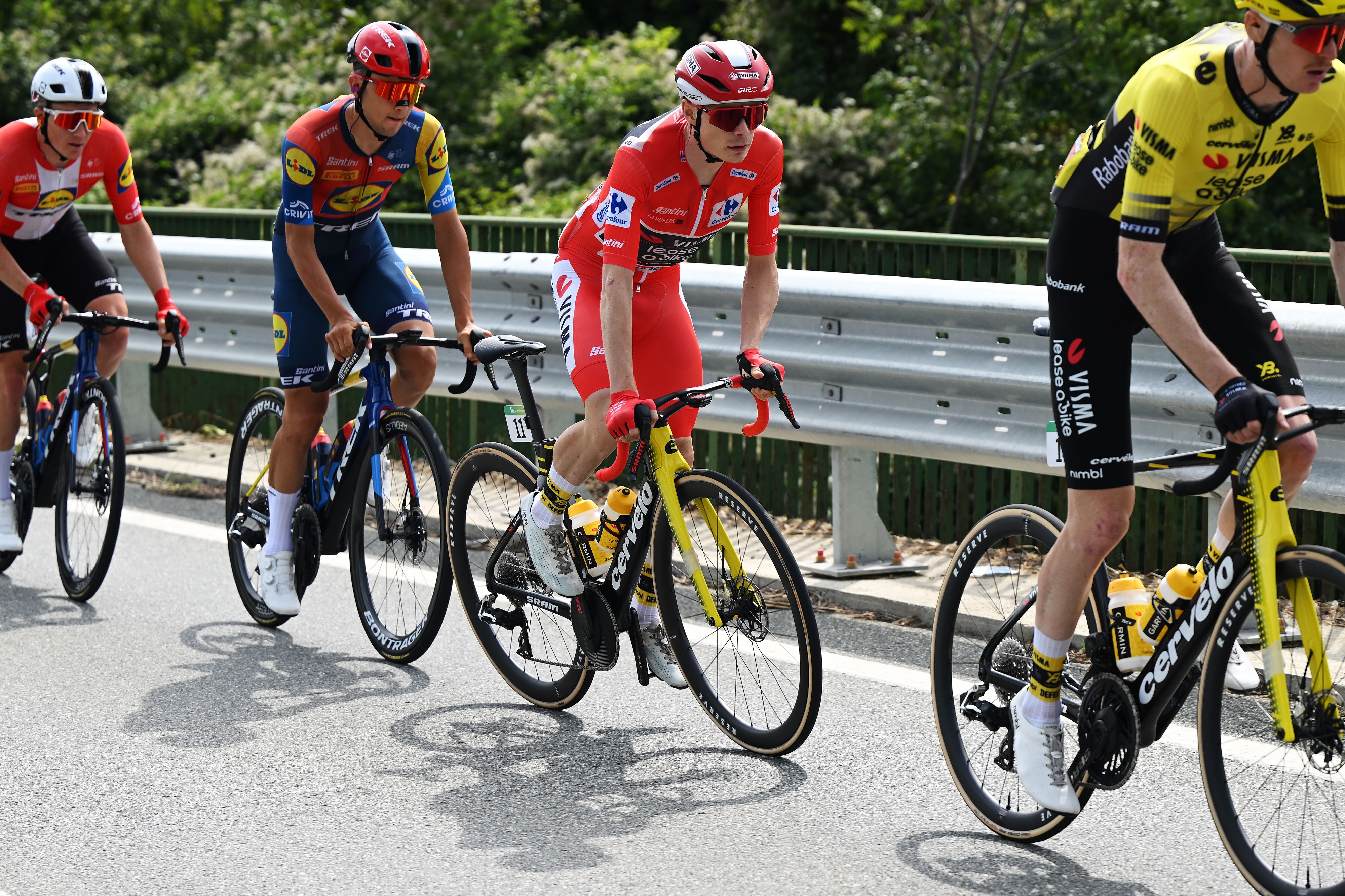 Jonas Vingegaard in red on stage three of La Vuelta 2025