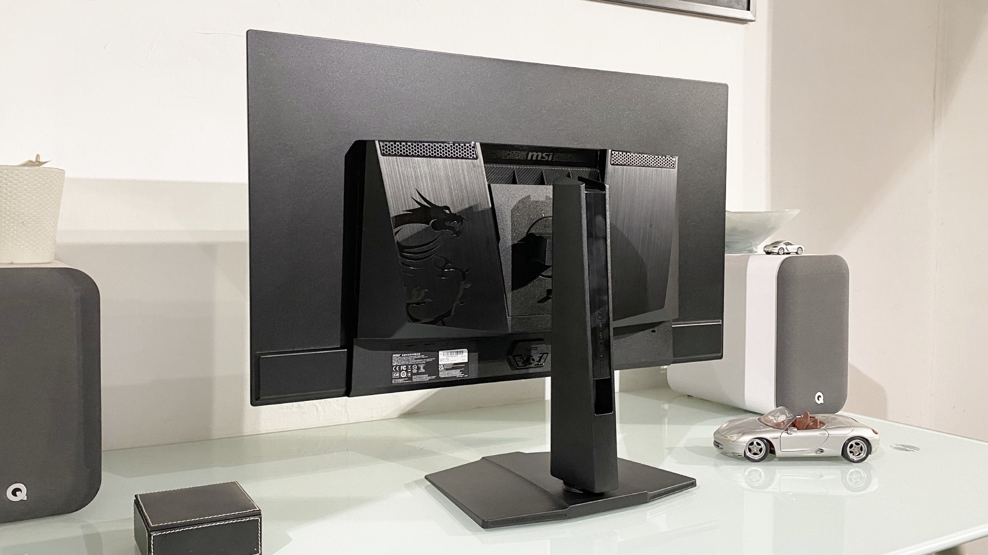 MSI MPG 322URX