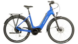Raleigh Motus GT in blue with a low step-through frame