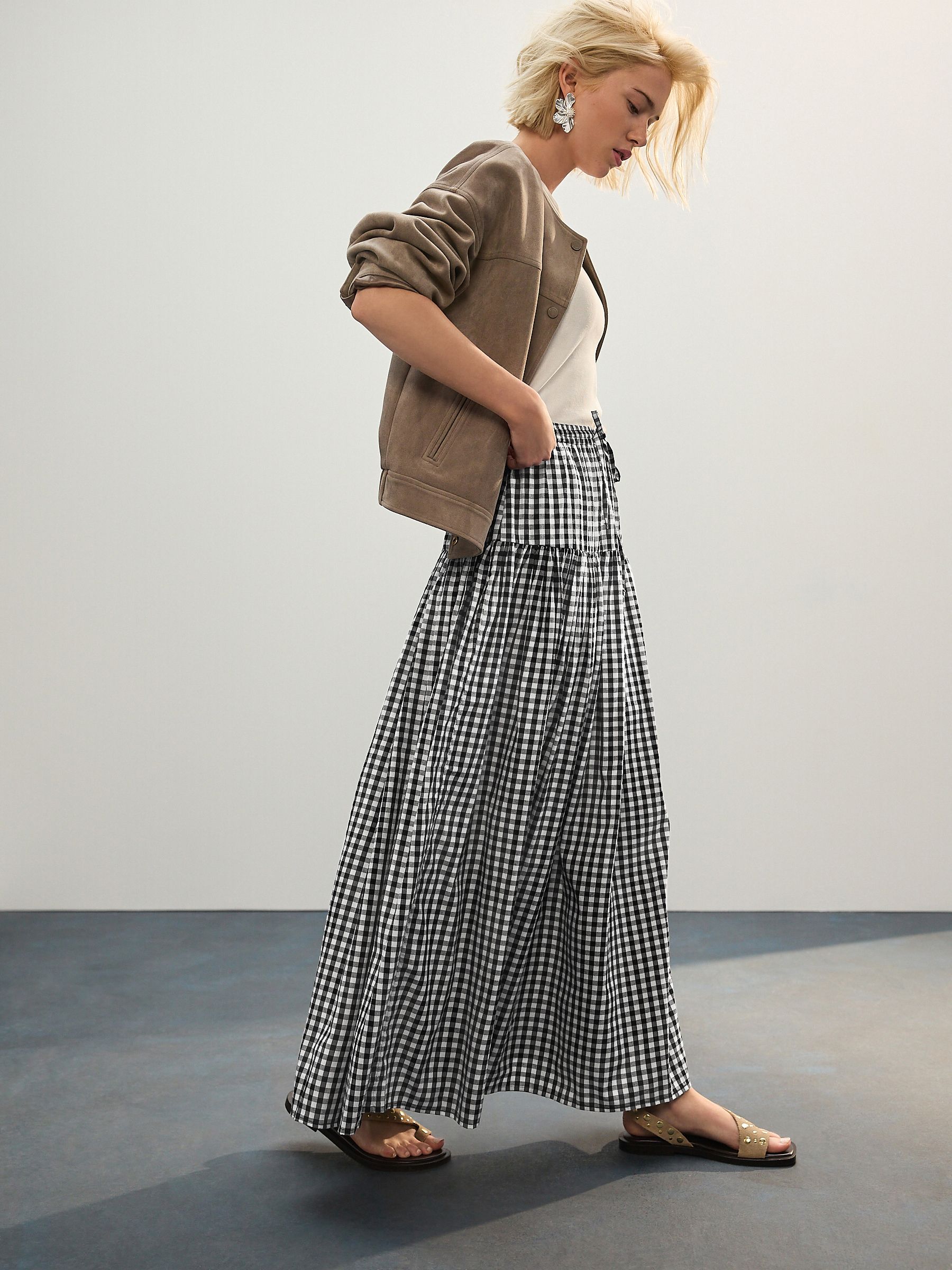 Black/white checkered waist long skirt