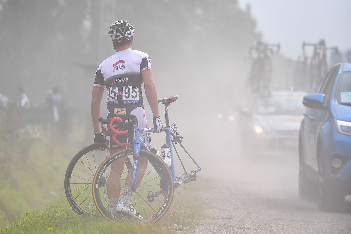 A dusty puncture for Laurens Sweeck