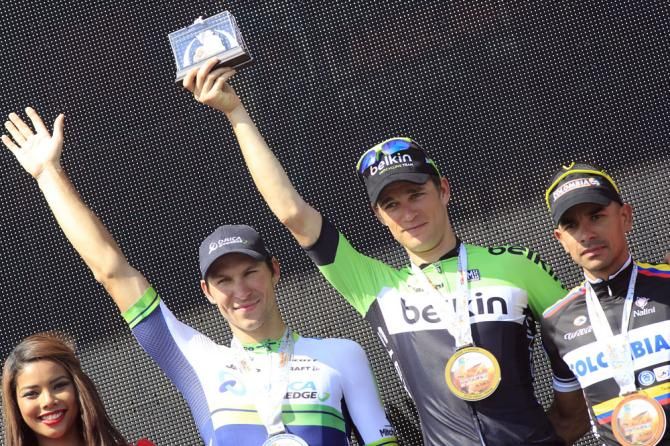 Theo Bos (Belkin) on the podium after his win