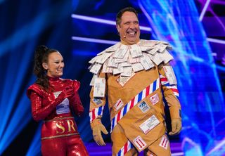 Frankie Poultney and David Seaman unmasked as Pillar and Post