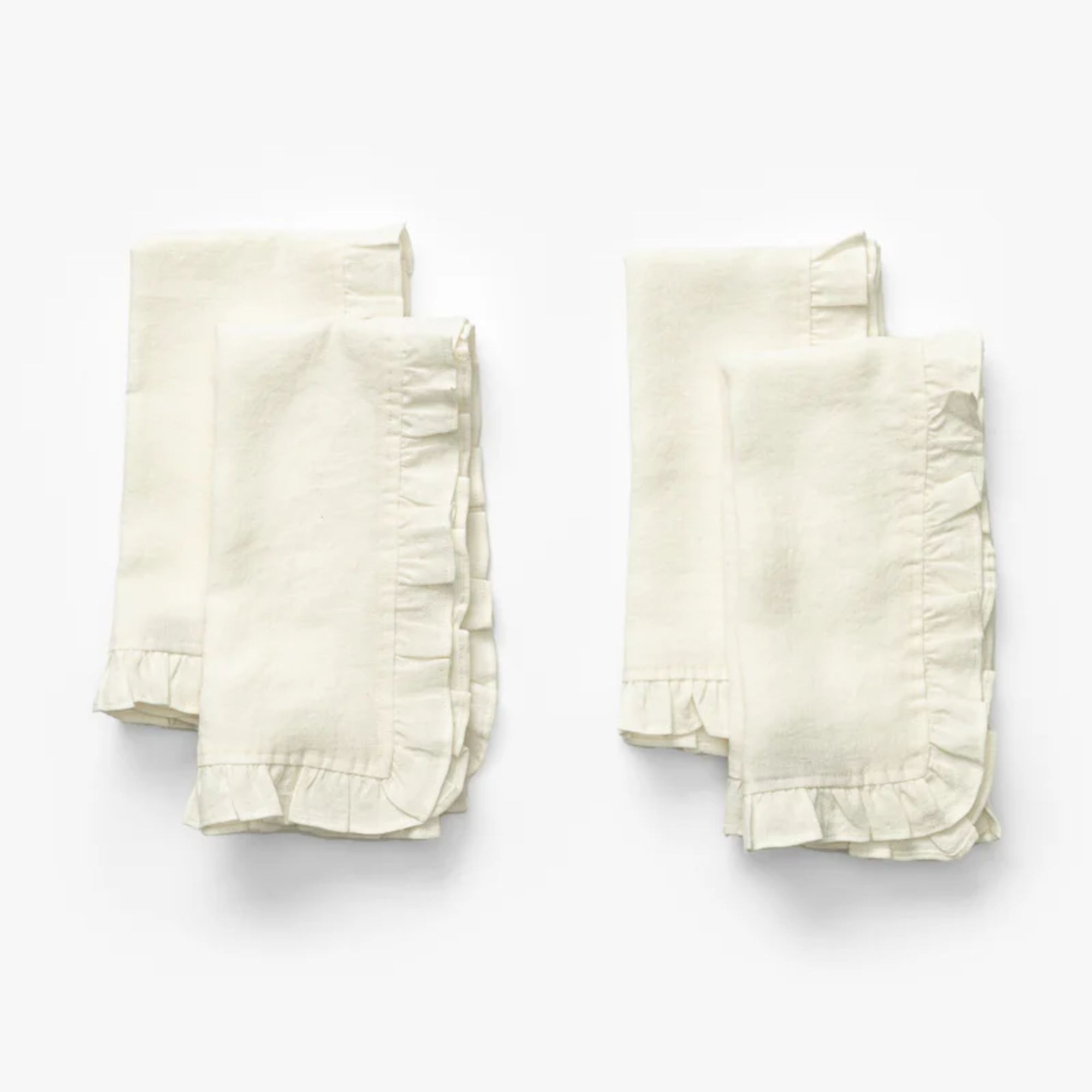 White napkins with ruffle edge
