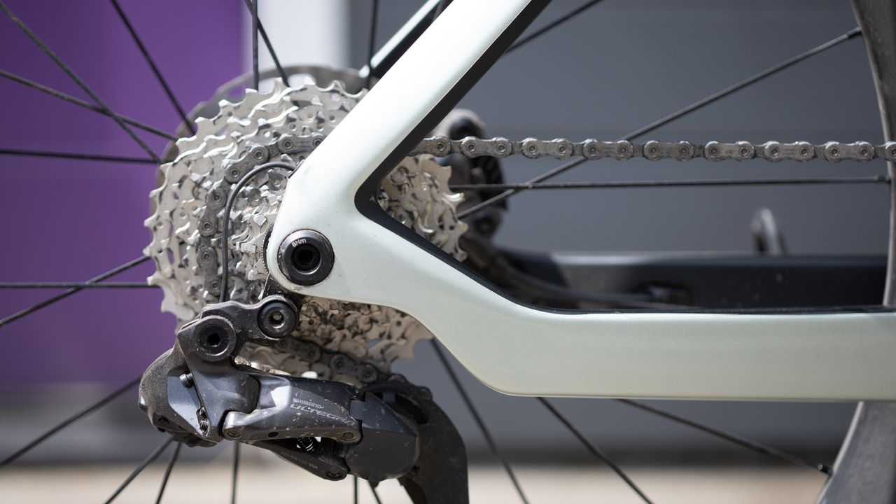 Orbea Orca Aero M120iLTD straight chainstay