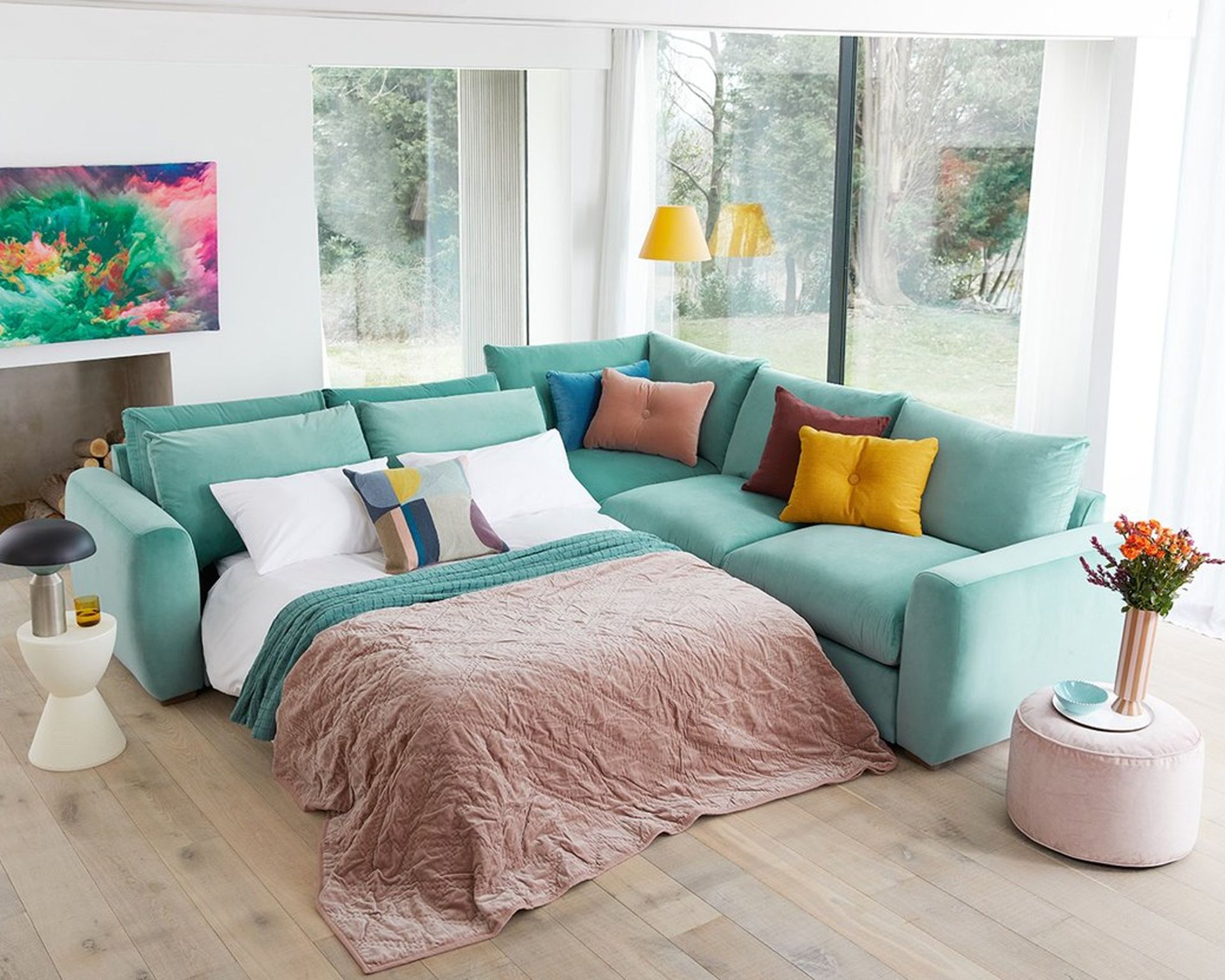 Sofa sudut beludru pirus ringan dari Snug