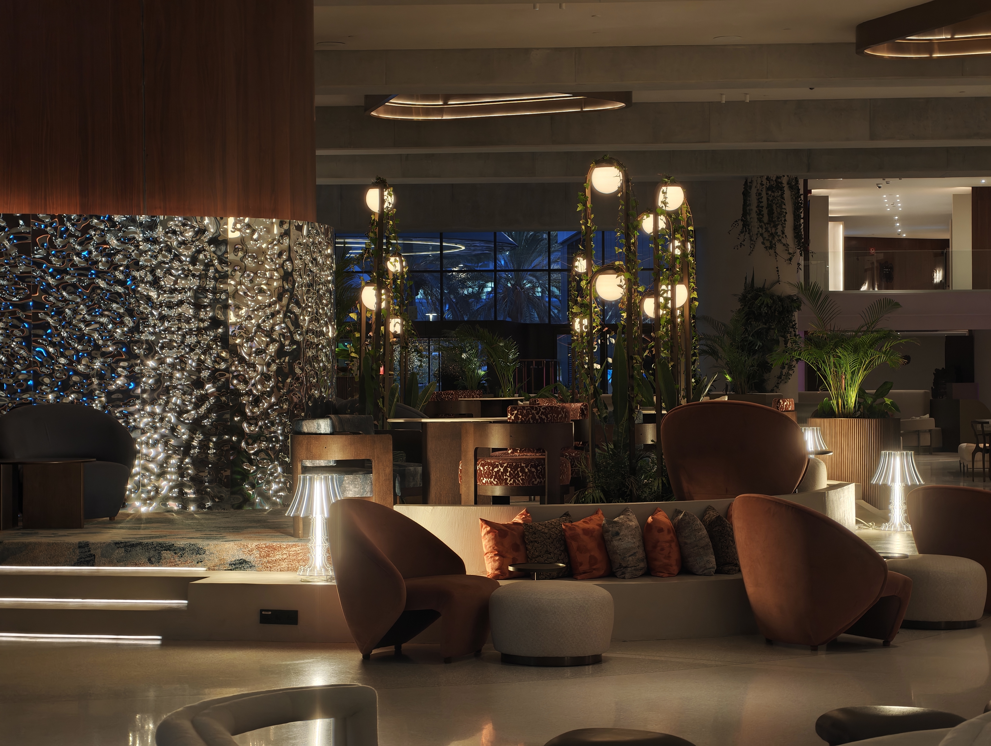 Xiaomi 17 Ultra camera photos