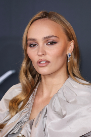 Lily-Rose Depp attends the "Nosferatu" UK Premiere at Odeon Luxe Leicester Square - Lily Rose Depp - make-up