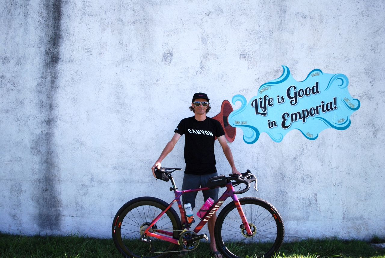 Peter Stetina and his Canyon Grizl ahead of Unbound 2022