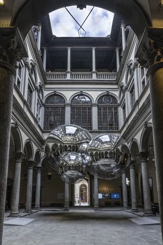 symbolism of spiders at Palazzo Strozzi
