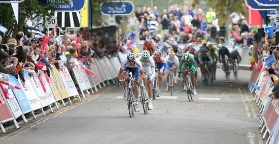 Ben Swift and Filippo Pozzato (Katusha)