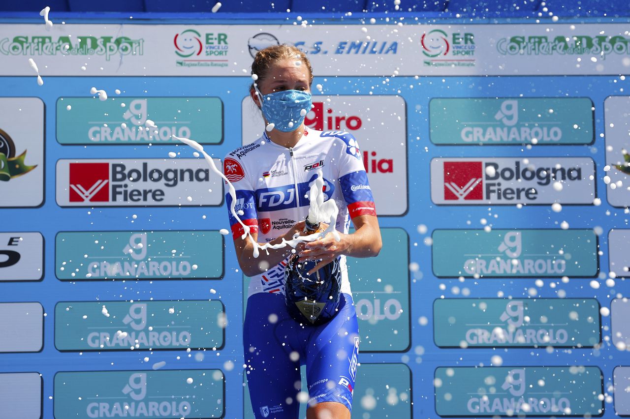 Cecilie Uttrup Ludwig celebrates on the podium