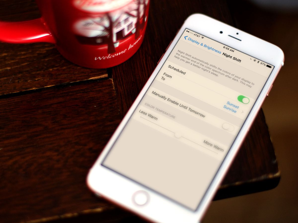 How To Enable Night Shift On iPhone & Set It To Match Your Schedule