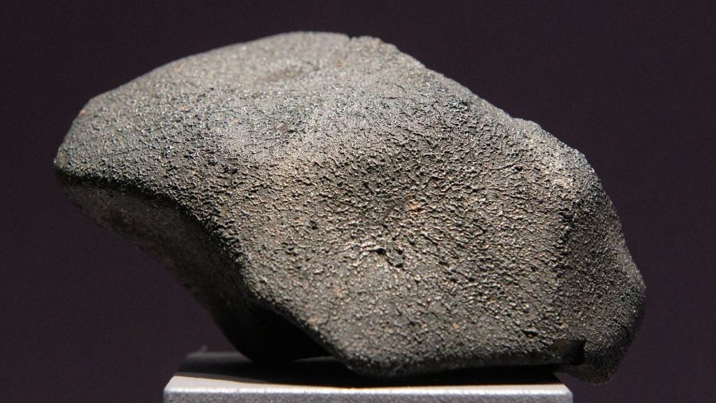 Meteorit ini mengandung semua blok pembangun dasar DNA
