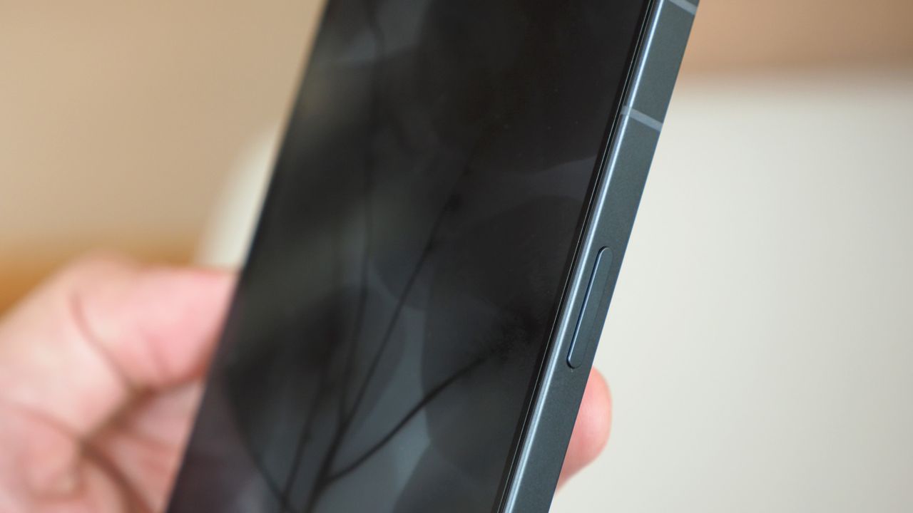 Nothing Phone (2) review
