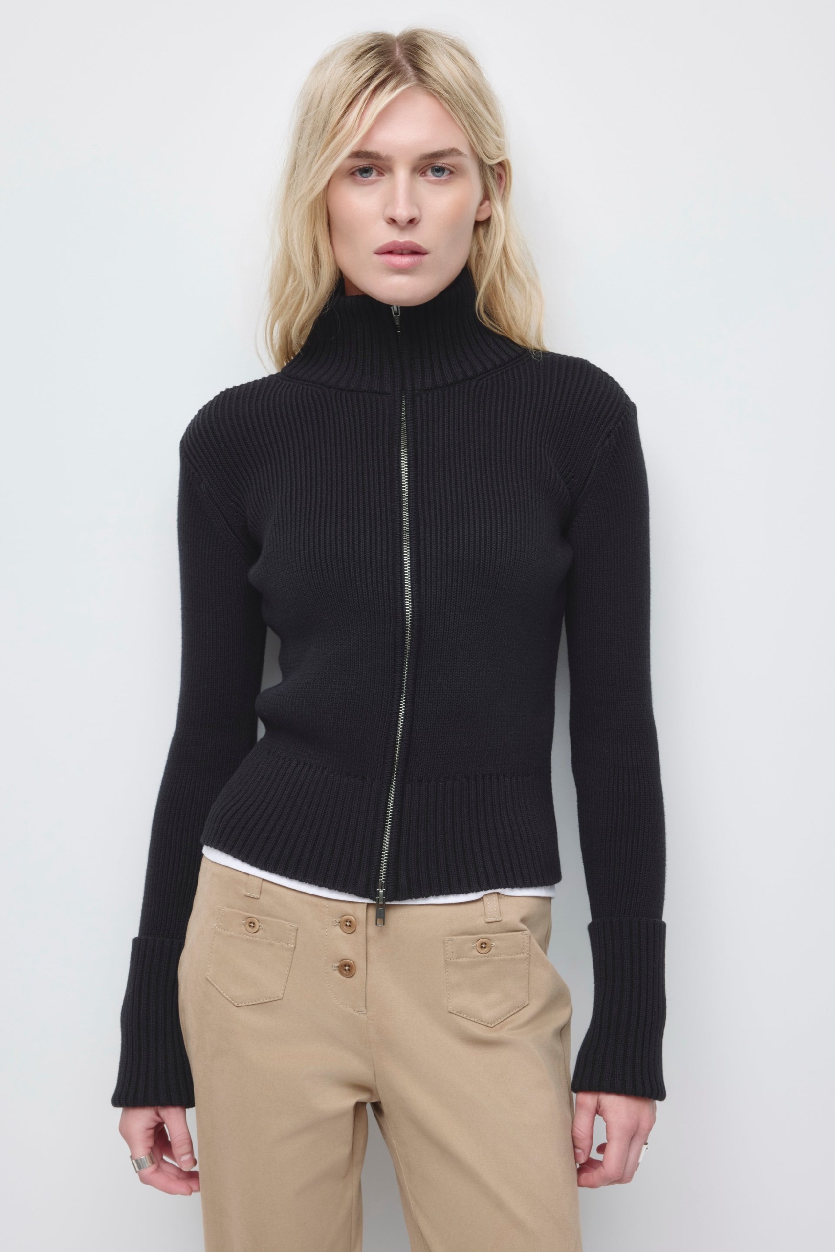 Women's Elara Zip-Up Sweater in Black - Black / Black / Xs