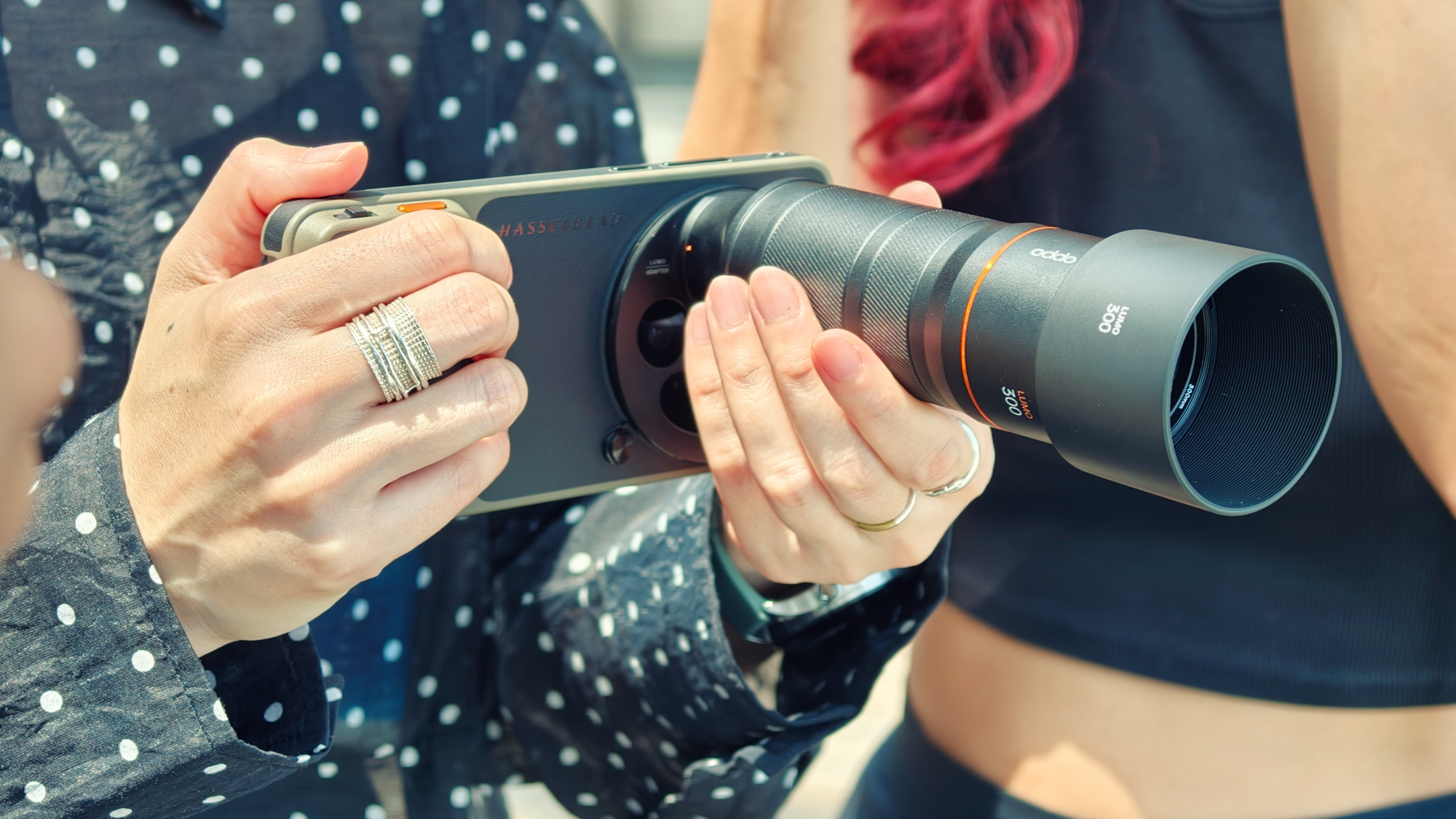 Oppo Find X9 Ultra with Teleconverter Lens