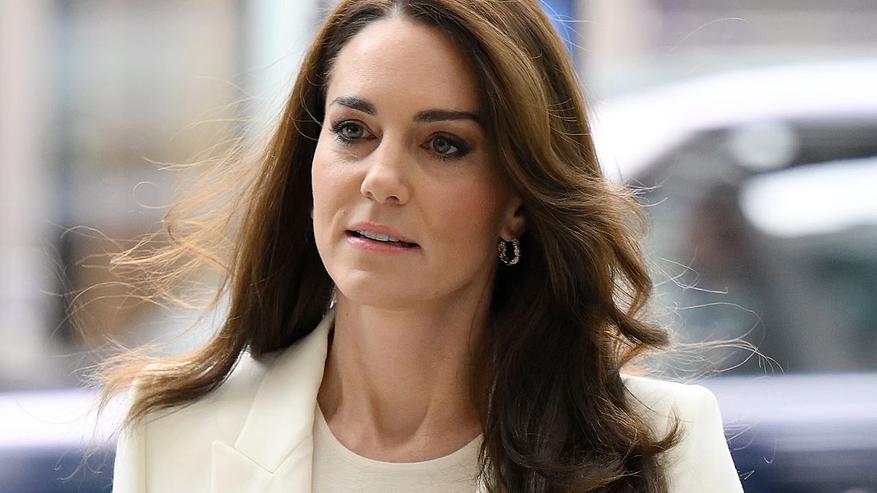 Carole Middleton&#039;s sleek style hack - Kate Middleton