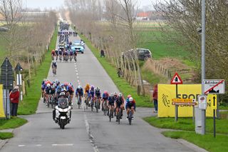 DE PANNE BELGIUM MARCH 23 The Peloton competes in echelons formation due the crosswind during the 6th Exterioo Womens Classic BruggeDe Panne 2023 a 1631km one day race from Brugge to De Panne UCIWWT on March 23 2023 in De Panne Belgium Photo by Luc ClaessenGetty Images