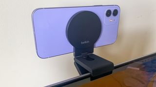 DCW_Belkin iPhone MagSafe Continuity Camera Mount