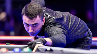 Fedor Gorst playing pool