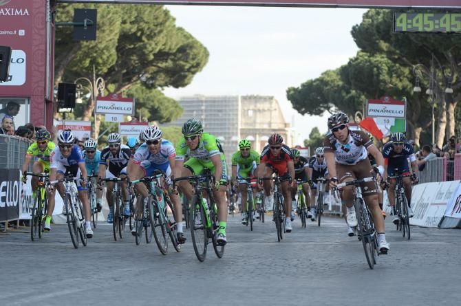The bunch sprint for second place