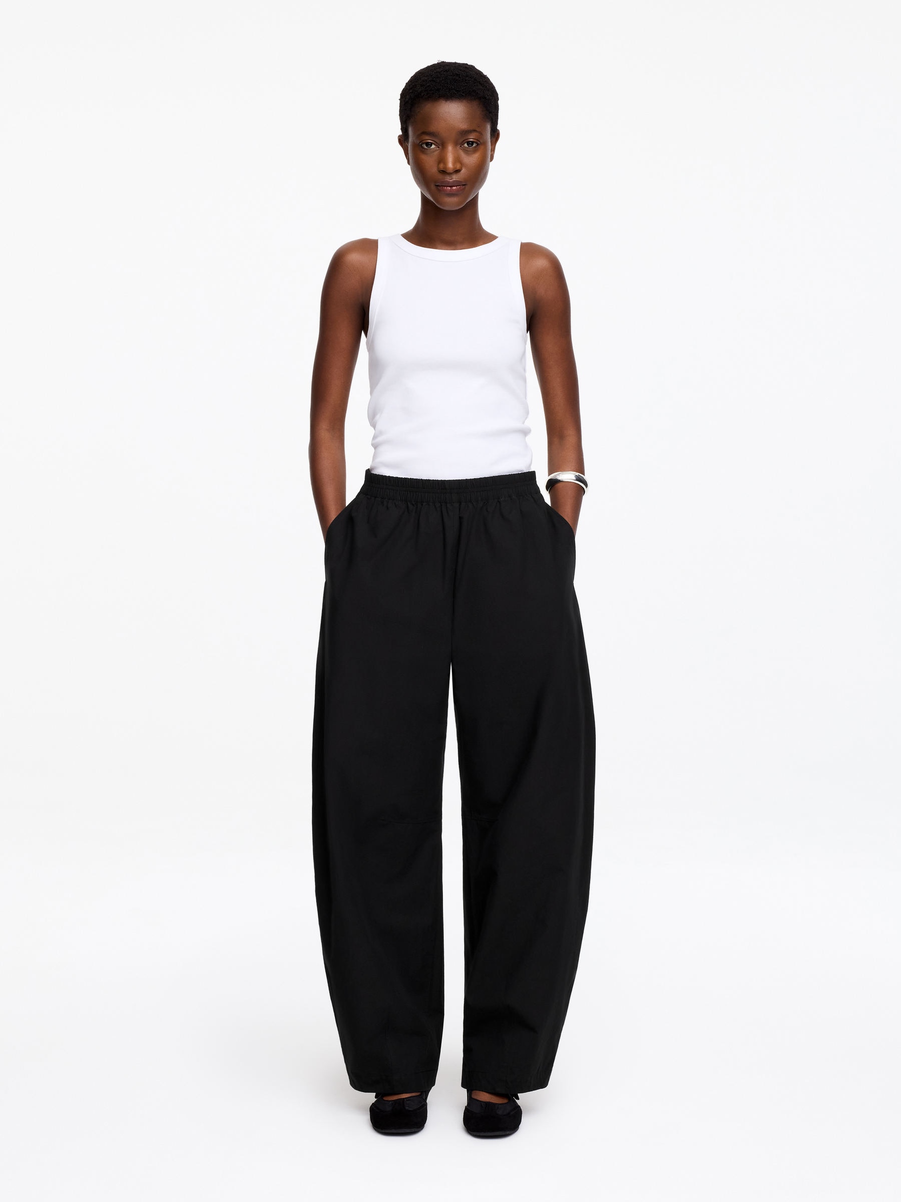 Barrel-Leg Cotton Trousers &amp;ndash; Black &amp;ndash; Women &amp;ndash; Arket Gb
