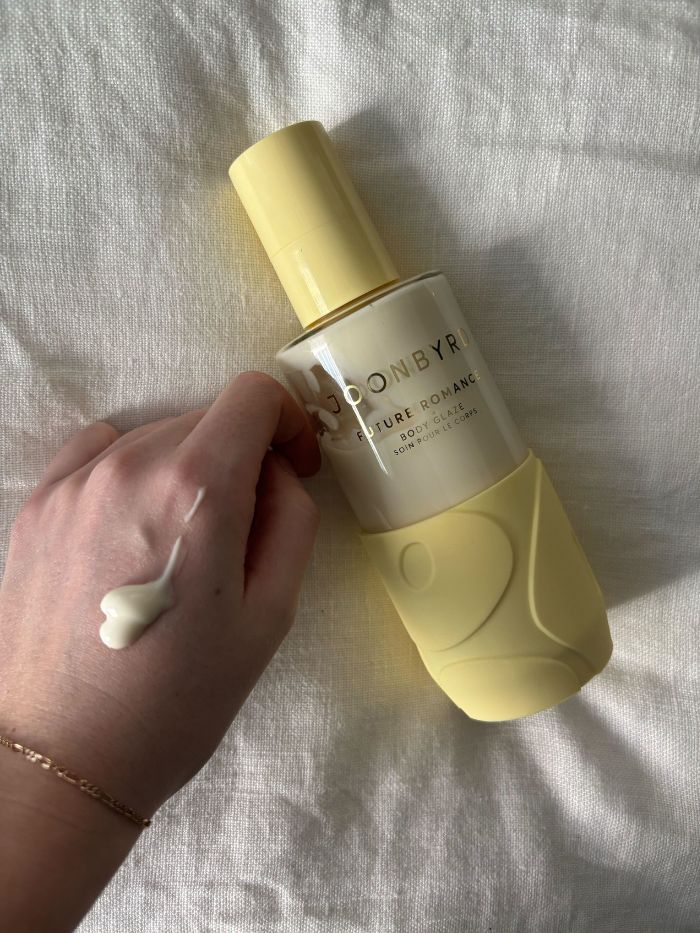 Deputy beauty editor Grace Lindsay testing the Joonbyrd Future Romance Longevity Body Glaze