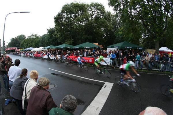 The race had to deal with some poor weather.