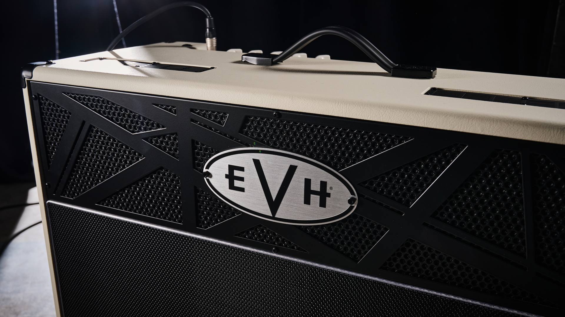 EVH 5150 III Hypersonic 6L6 2x12