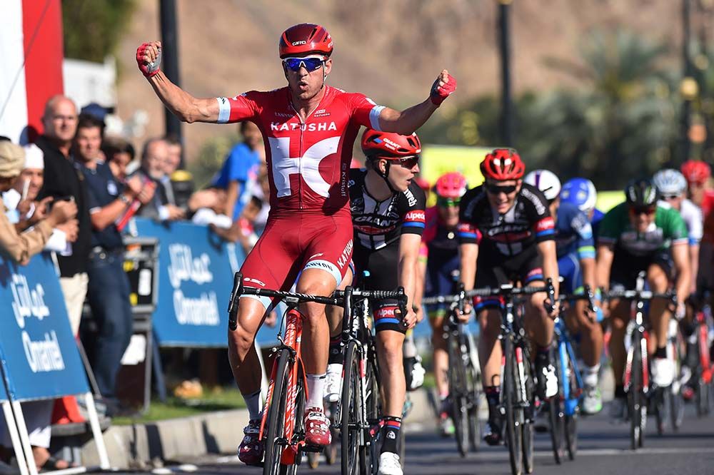 Alexander Kristoff (Katusha) held off two Giant-Alpecin riders fter the hilly circuit near the seafront