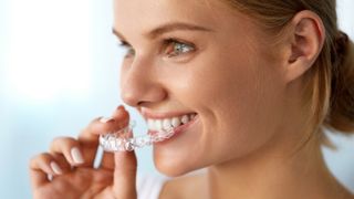 The different types of teeth whitening