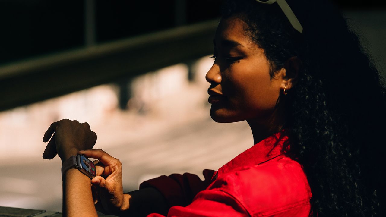 Don’t buy a smartwatch in 2025 unless it does these 5 things